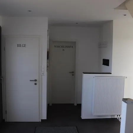 Holiday home Strandhaus-waterfront Wittdun