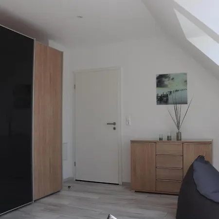 Strandhaus-waterfront Holiday home